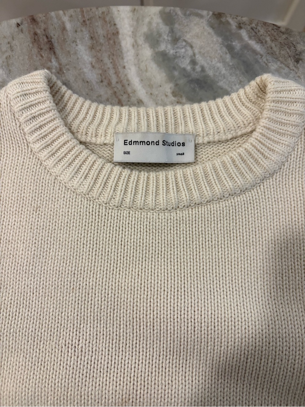 Cream Crewneck Sweater with flower back - Picture 2 of 4